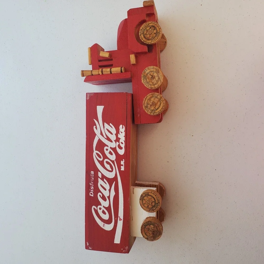 Coca‎ Cola wooden truck 18